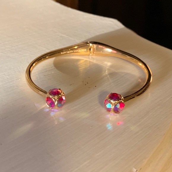 kate spade Jewelry - Kate Spade hinged bangle